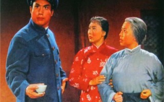 《红灯记》京剧，红灯记京剧全剧完整版
