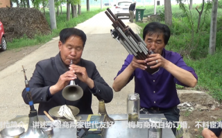 河南豫剧秦雪梅吊孝哭灵，河南豫剧秦雪梅吊孝哭灵龙儿演唱带字